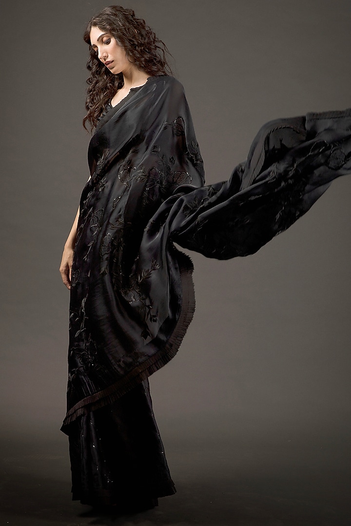 Black Organza Embroidered Reception Saree Set by Rohit Bal at Pernia's Pop Up Shop