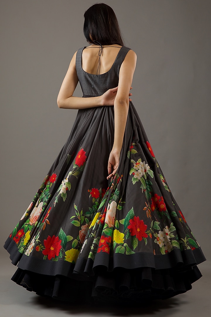 Black Chanderi Digital Printed Wedding Anarkali Set by Rohit Bal at Pernia's Pop Up Shop