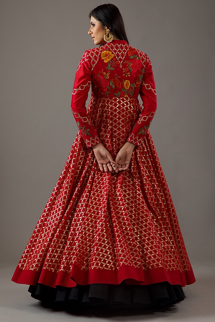 Red Chanderi Machine Embroidered Wedding Anarkali Set by Rohit Bal at Pernia's Pop Up Shop