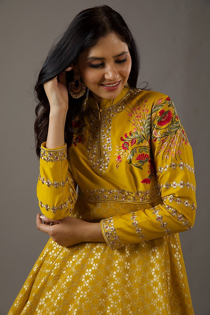 Mustard Silk Chanderi Embroidered Wedding Anarkali Set by Rohit Bal at Pernia's Pop Up Shop