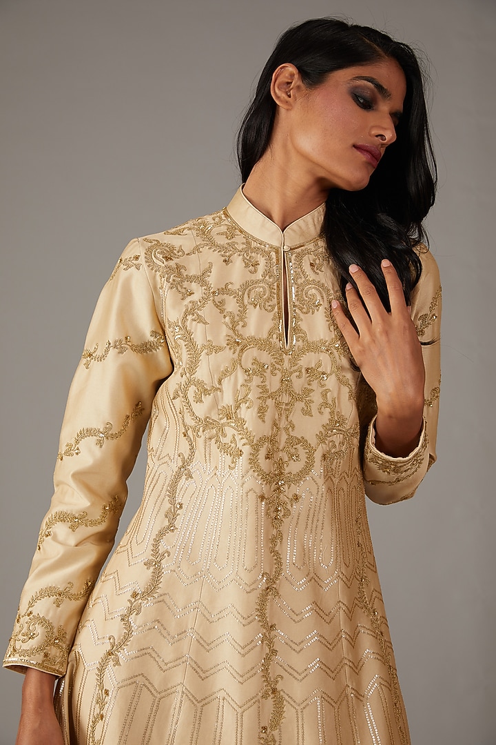 Beige Silk Chanderi Dori Embroidered Kurta Set by Rohit Bal at Pernia's Pop Up Shop