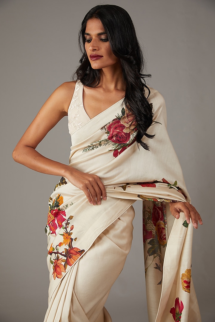 Ivory Silk Chanderi Printed & Embroidered Wedding Saree Set by Rohit Bal at Pernia's Pop Up Shop