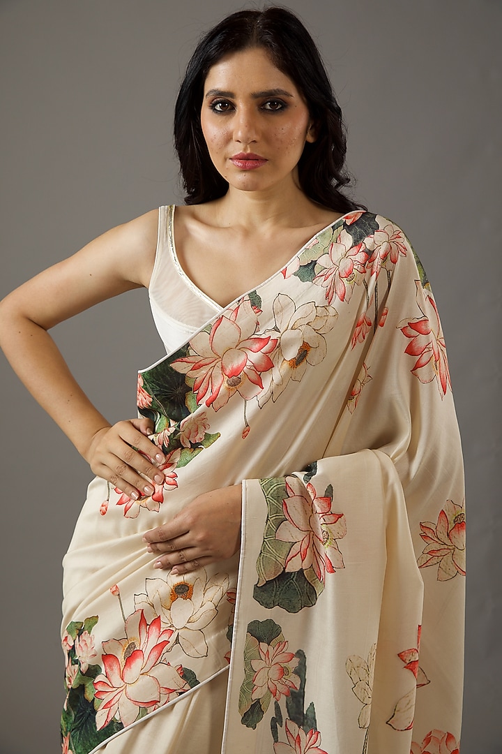 Ivory Silk Chanderi Printed Wedding Saree Set by Rohit Bal at Pernia's Pop Up Shop