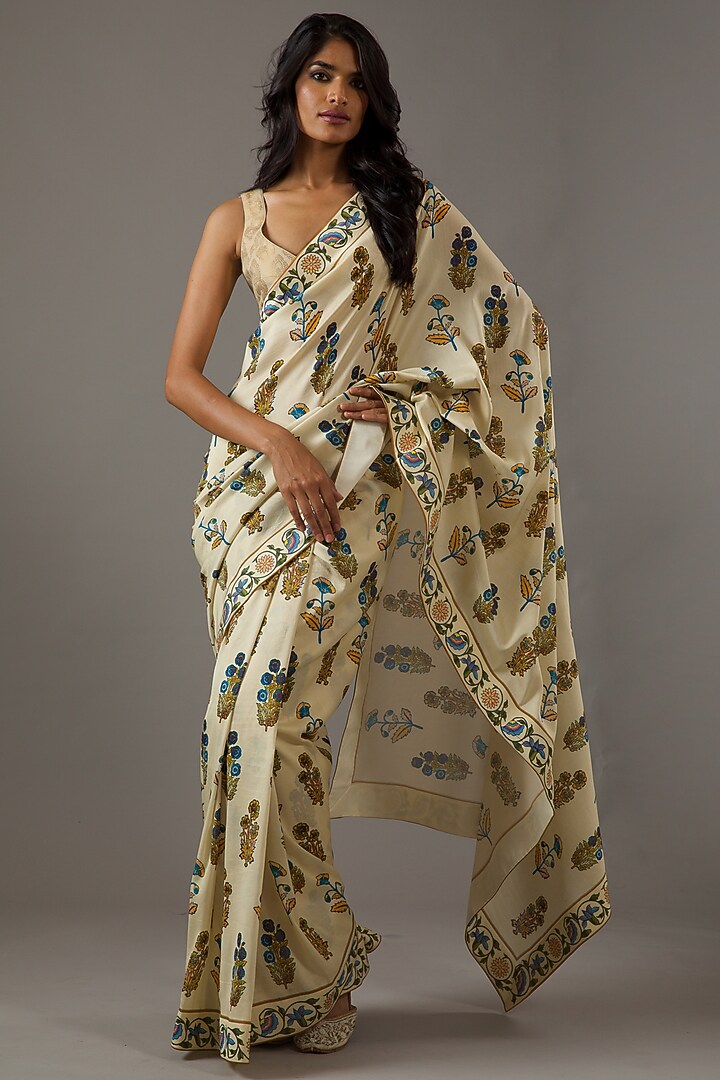 Ivory Silk Chanderi Printed Wedding Saree Set by Rohit Bal at Pernia's Pop Up Shop