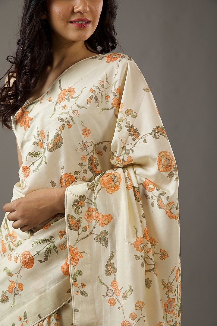 Ivory Silk Chanderi Printed Wedding Saree Set by Rohit Bal at Pernia's Pop Up Shop