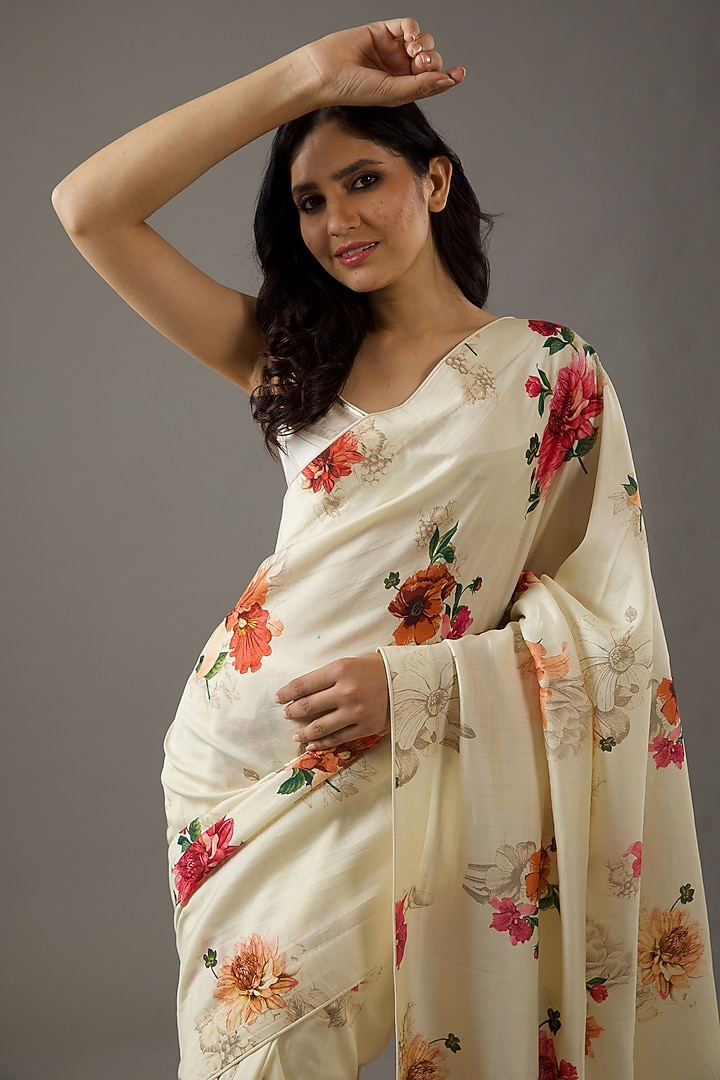 Ivory Silk Chanderi Printed Wedding Saree Set by Rohit Bal at Pernia's Pop Up Shop