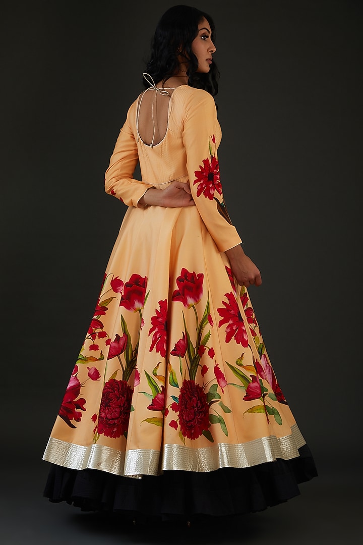 Peach Chanderi Silk Printed Wedding Anarkali Set by Rohit Bal at Pernia's Pop Up Shop