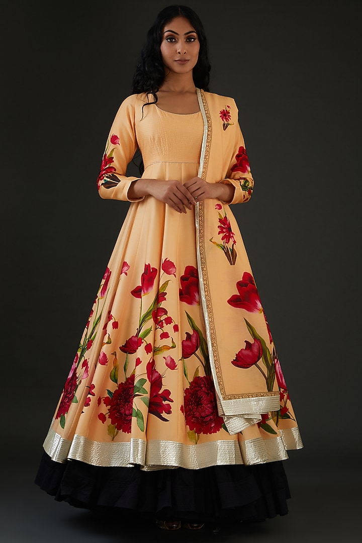 Peach Chanderi Silk Printed Wedding Anarkali Set by Rohit Bal at Pernia's Pop Up Shop
