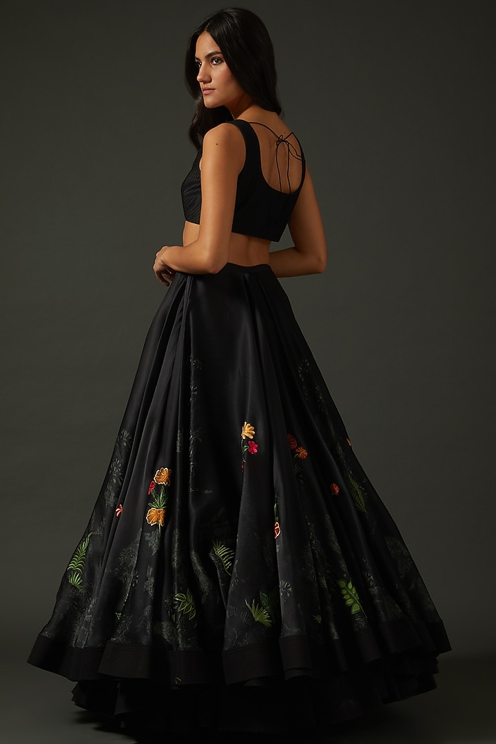Black Digital Printed Wedding Lehenga Set by Rohit Bal at Pernia's Pop Up Shop