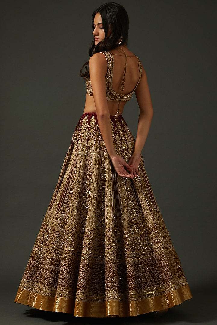 Maroon Embroidered Bridal Lehenga Set by Rohit Bal at Pernia's Pop Up Shop