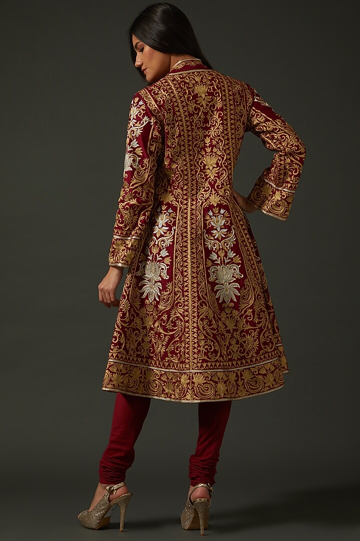 Maroon Embroidered Kurta Set by Rohit Bal at Pernia's Pop Up Shop