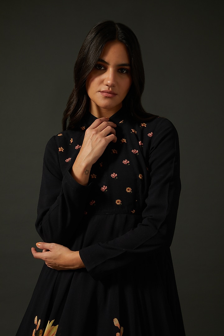 Black Digital Printed Wedding Anarkali Set by Rohit Bal at Pernia's Pop Up Shop
