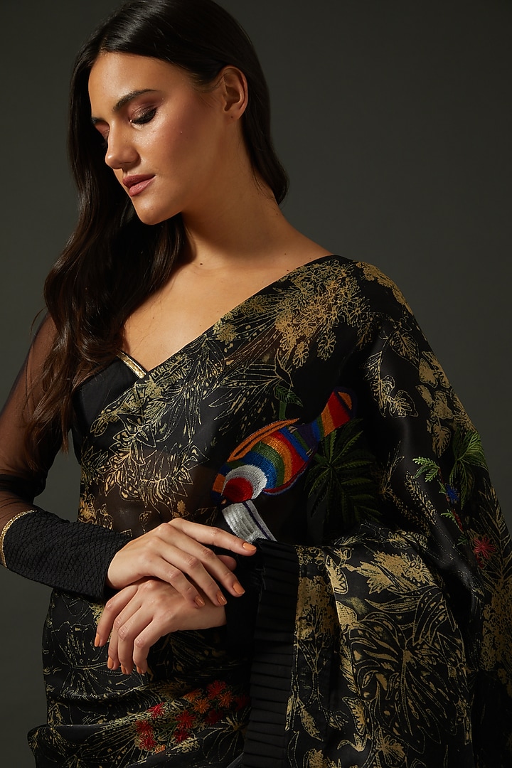 Black Chanderi Digital Printed Saree Set by Rohit Bal at Pernia's Pop Up Shop