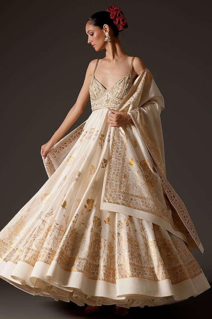 Ivory Chanderi Foil Printed & Aari Embroidered Kalidar Bridal Anarkali Set by Rohit Bal at Pernia's Pop Up Shop