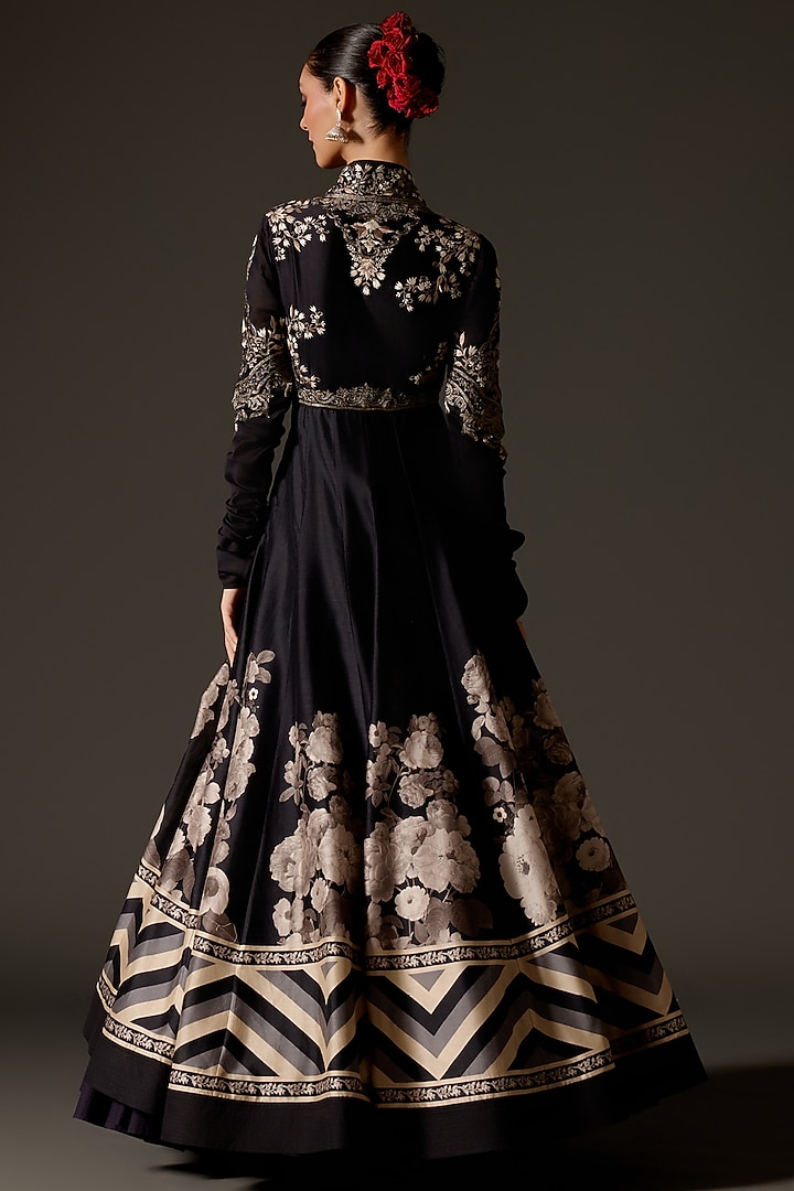 Black Chanderi Digital Printed & Aari Embroidered Kalidar Bridal Anarkali Set by Rohit Bal at Pernia's Pop Up Shop