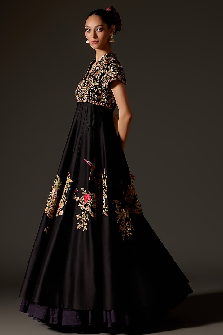 Black Chanderi Aari Hand Embroidered Bridal Anarkali Set by Rohit Bal at Pernia's Pop Up Shop