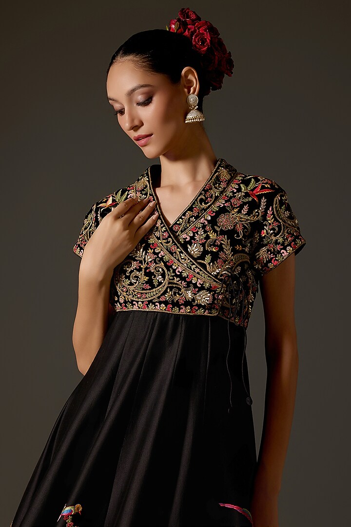 Black Chanderi Aari Hand Embroidered Bridal Anarkali Set by Rohit Bal at Pernia's Pop Up Shop