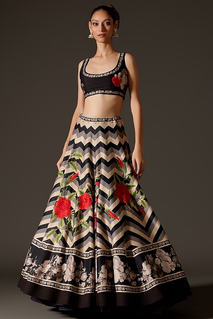 Black Chanderi Digital Printed & Machine Embroidered Bridal Lehenga Set by Rohit Bal at Pernia's Pop Up Shop