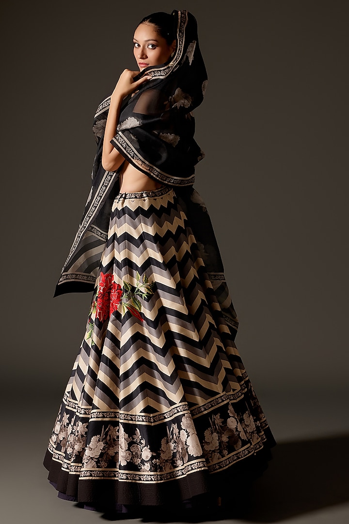 Black Chanderi Digital Printed & Machine Embroidered Bridal Lehenga Set by Rohit Bal at Pernia's Pop Up Shop