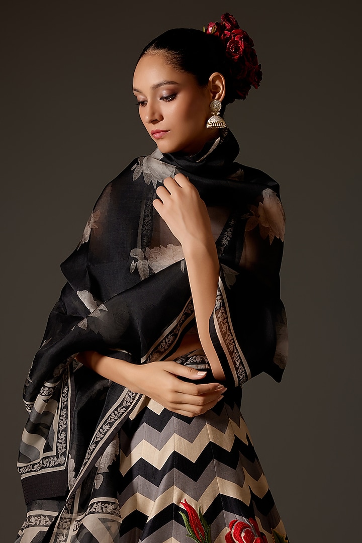 Black Chanderi Digital Printed & Machine Embroidered Bridal Lehenga Set by Rohit Bal at Pernia's Pop Up Shop