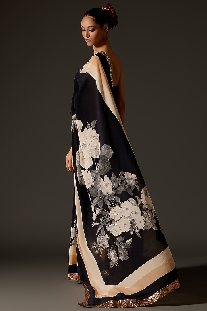 Black & Ivory Crepe Digital Dye Printed Wedding Saree Set by Rohit Bal at Pernia's Pop Up Shop
