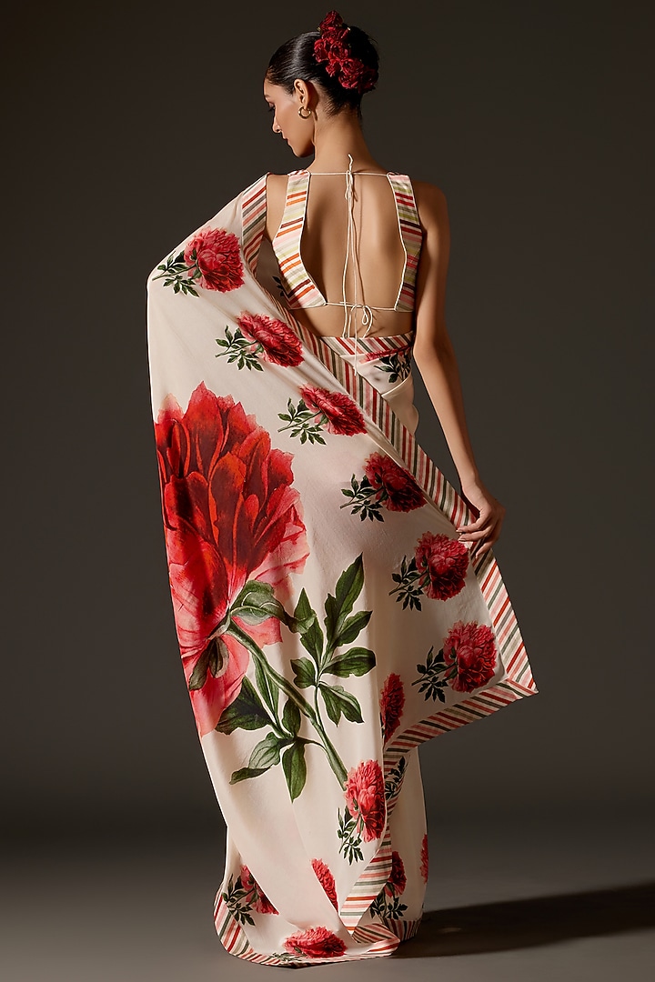 Ivory Crepe Floral Digital Printed Wedding Saree Set by Rohit Bal at Pernia's Pop Up Shop