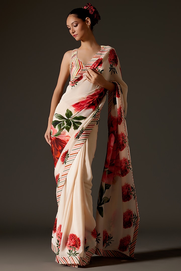 Ivory Crepe Floral Digital Printed Wedding Saree Set by Rohit Bal at Pernia's Pop Up Shop