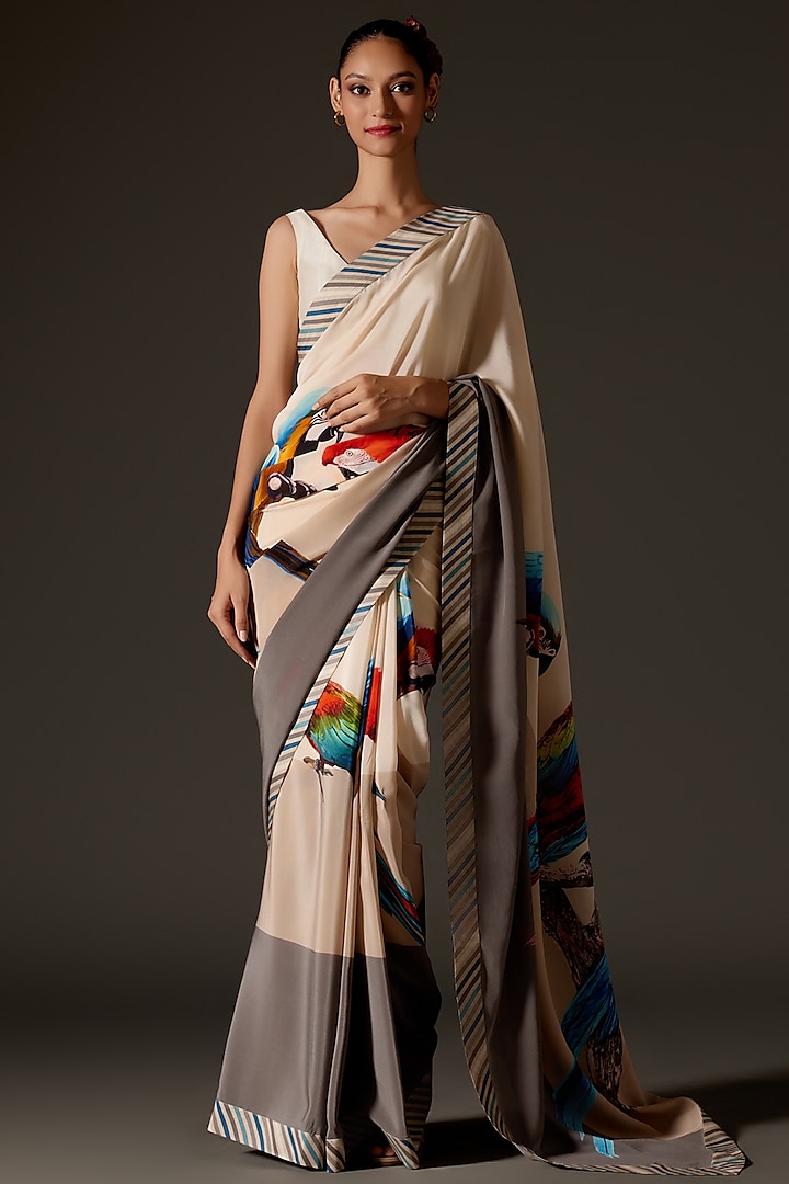 Ivory Crepe Digital Printed Saree Set by Rohit Bal at Pernia's Pop Up Shop