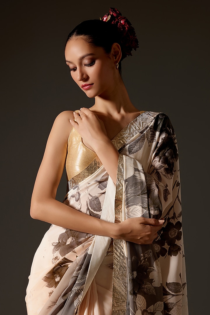 Ivory Crepe Floral Digital Printed Wedding Saree Set by Rohit Bal at Pernia's Pop Up Shop