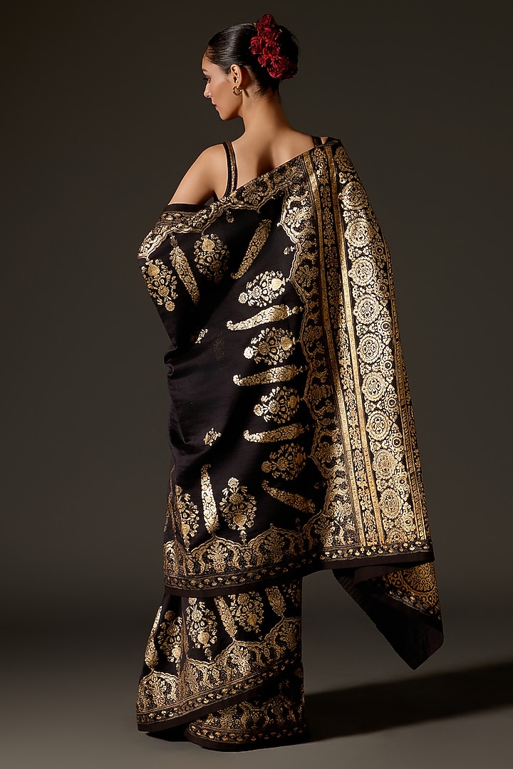 Black Chanderi Foil Printed Wedding Saree Set by Rohit Bal at Pernia's Pop Up Shop