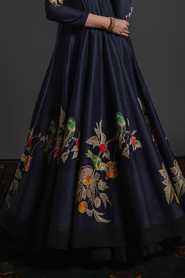 Black Chanderi Dye Printed & Hand Embroidered Bridal Anarkali Set by Rohit Bal at Pernia's Pop Up Shop