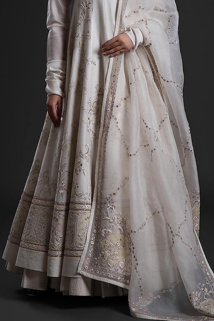 Ivory Chanderi Dye Printed Bridal Anarkali Set by Rohit Bal at Pernia's Pop Up Shop