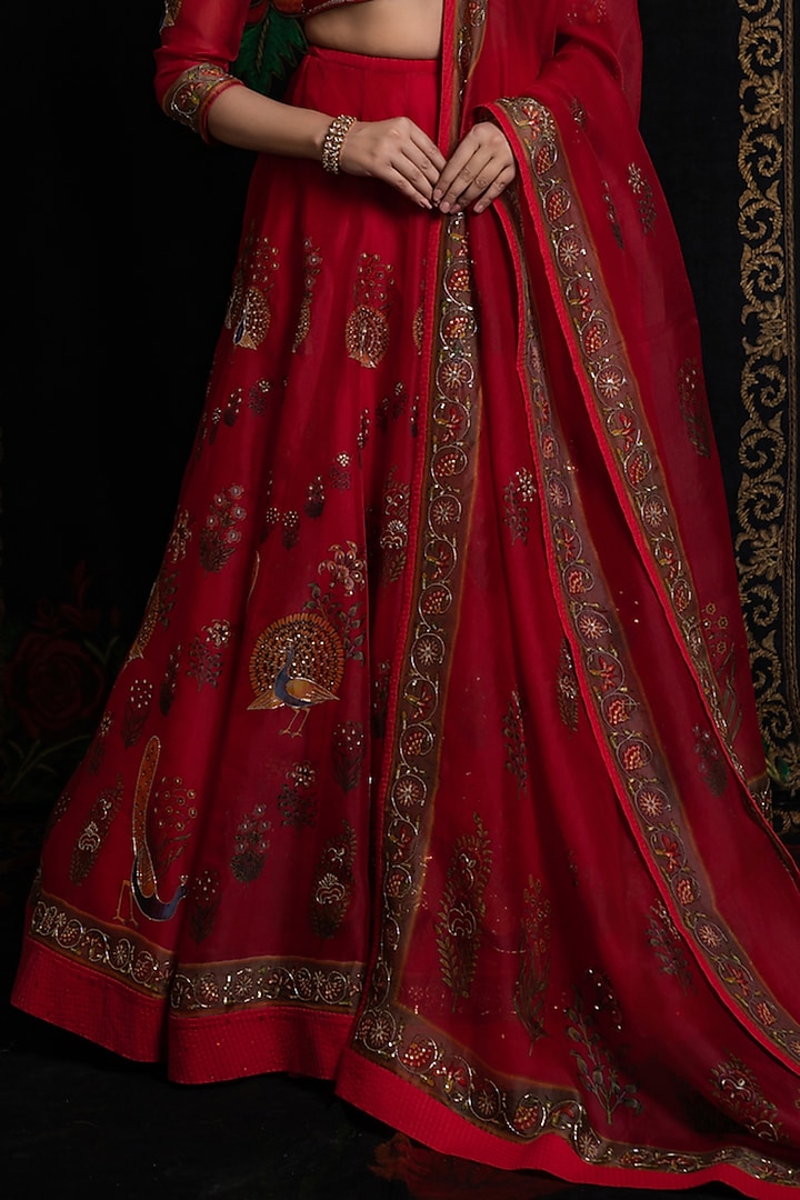Red Organza Digital Printed & Hand Embellished Bridal Lehenga Set by Rohit Bal at Pernia's Pop Up Shop