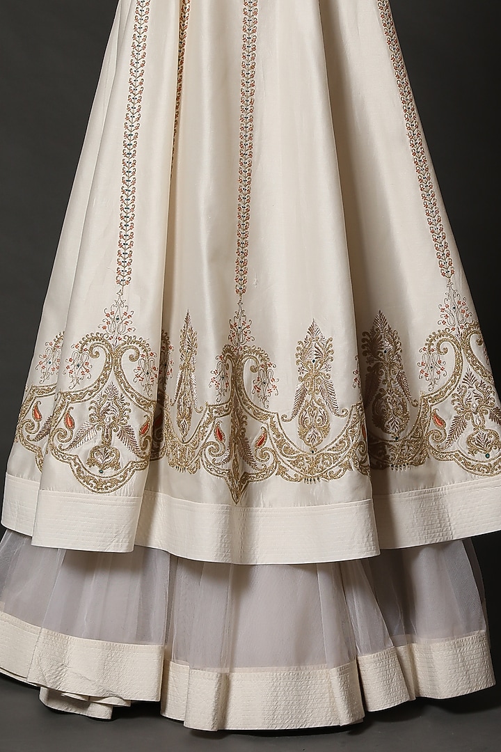 Ivory Chanderi Embroidered Bridal Anarkali Set by Rohit Bal at Pernia's Pop Up Shop