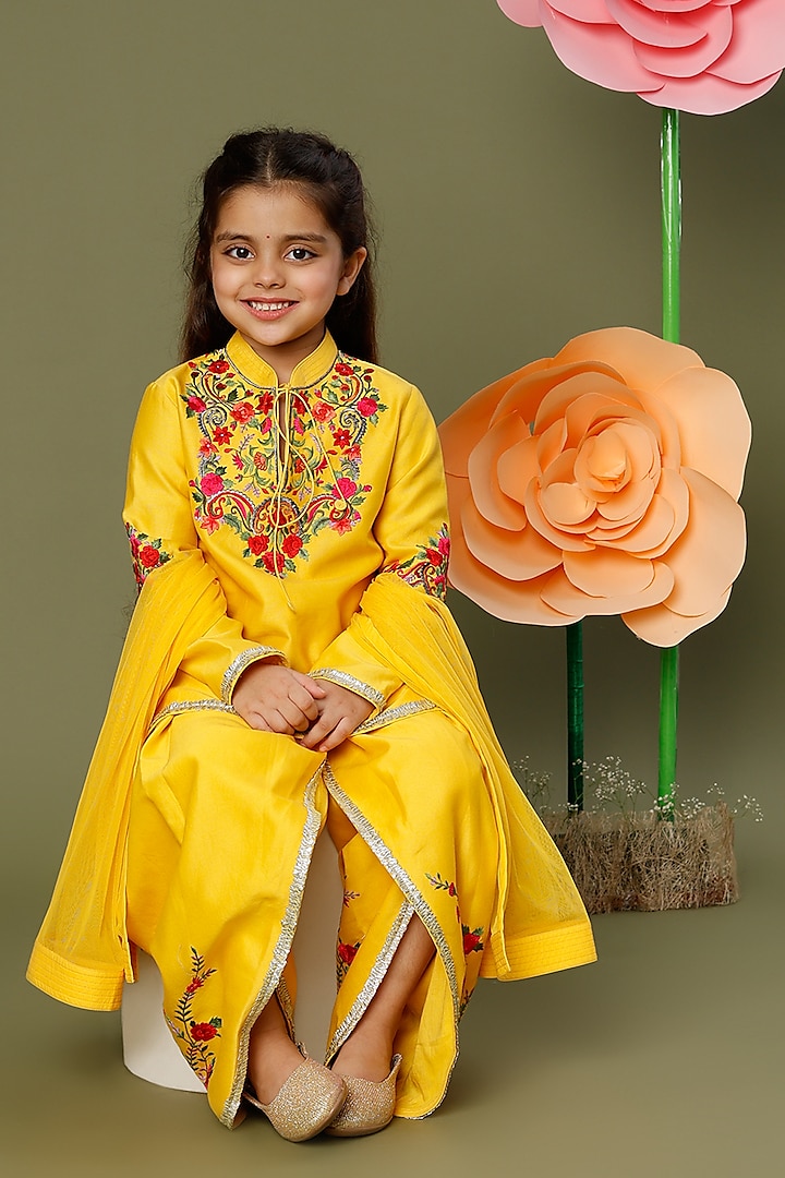 Yellow Embroidered Kurta Set For Girls by BAL BACHCHE by ROHIT BAL
