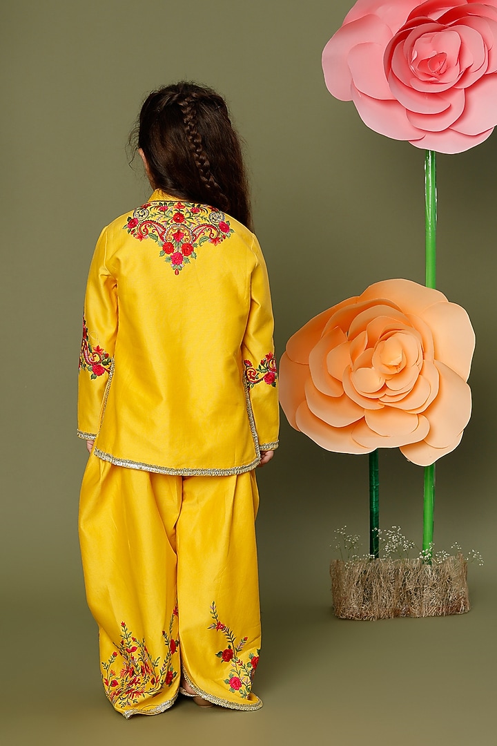 Yellow Embroidered Kurta Set For Girls by BAL BACHCHE by ROHIT BAL at Pernia's Pop Up Shop