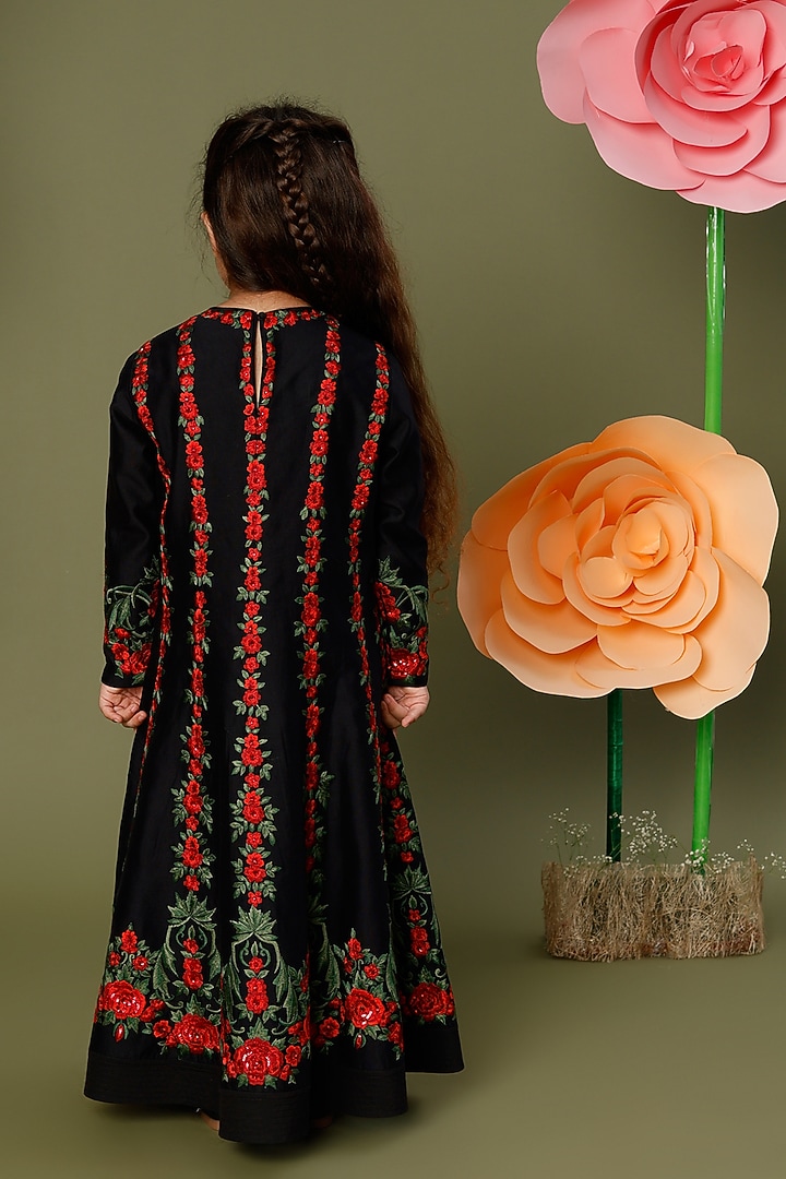 Black Embroidered Anarkali Set For Girls by BAL BACHCHE by ROHIT BAL at Pernia's Pop Up Shop