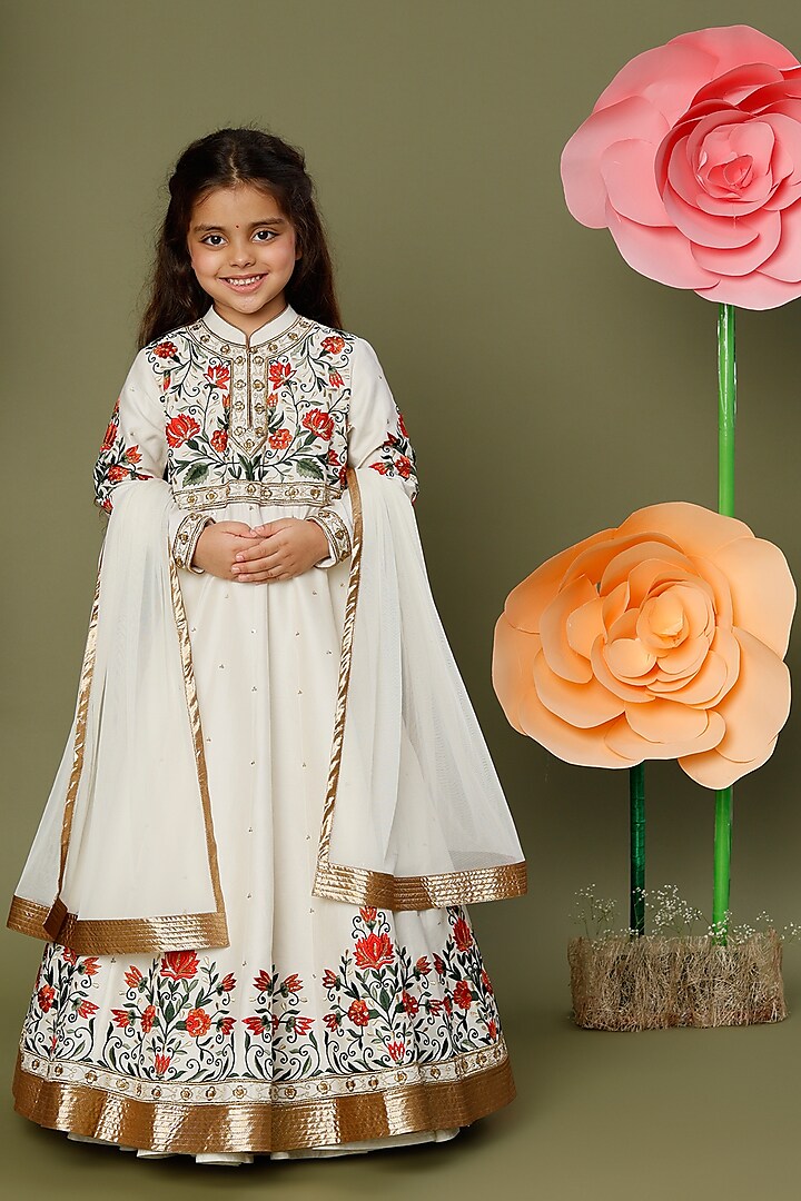 Ivory Chanderi Embroidered Anarkali Set For Girls by BAL BACHCHE by ROHIT BAL