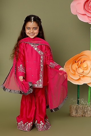 Fuchsia Chanderi Embroidered Kurta Set For Girls by BAL BACHCHE by ROHIT BAL