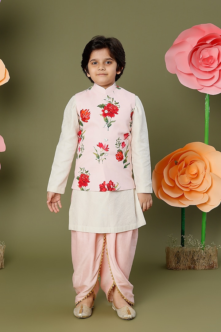 Pink Floral Printed Bundi Jacket For Boys by BAL BACHCHE by ROHIT BAL