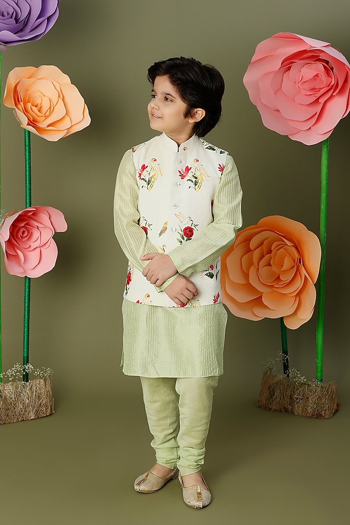 Ivory Linen Printed Bundi Jacket For Boys by BAL BACHCHE by ROHIT BAL at Pernia's Pop Up Shop