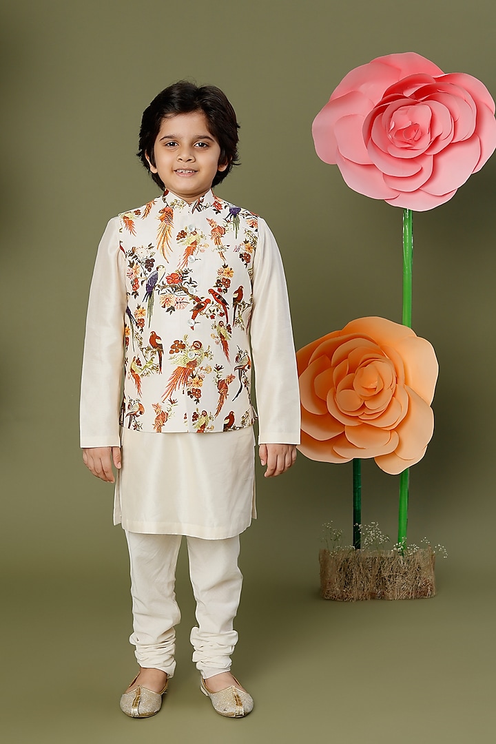 Ivory Linen Printed Bundi Jacket With Kurta Set For Boys by BAL BACHCHE by ROHIT BAL