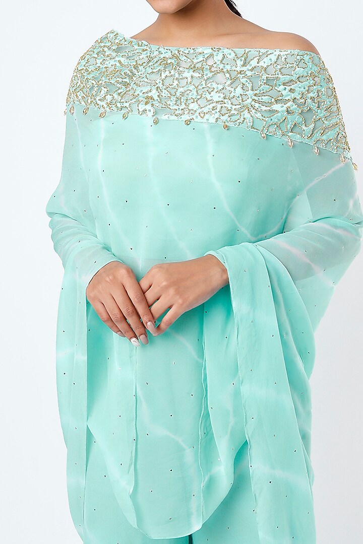 Ice Blue Embroidered Kurta Set by Rebecca Dewan at Pernia's Pop Up Shop