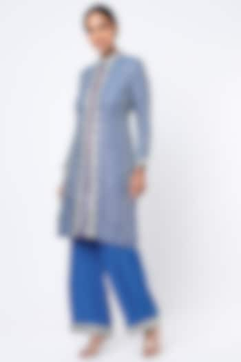 Alaskan Blue Embroidered Kurta Set by Rebecca Dewan at Pernia's Pop Up Shop