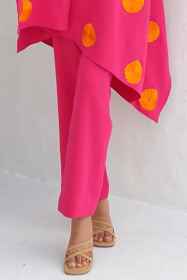 Fuchsia Pink Banana Crepe Floral Embroidered Co-Ord Set by Rabnoor K Sethi at Pernia's Pop Up Shop