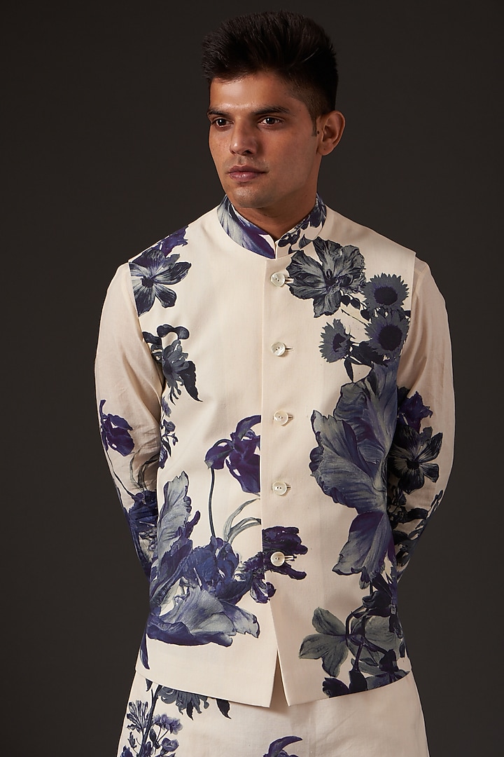 Ivory Floral Digital Printed Bundi Jacket by Balance by Rohit Bal Men at Pernia's Pop Up Shop
