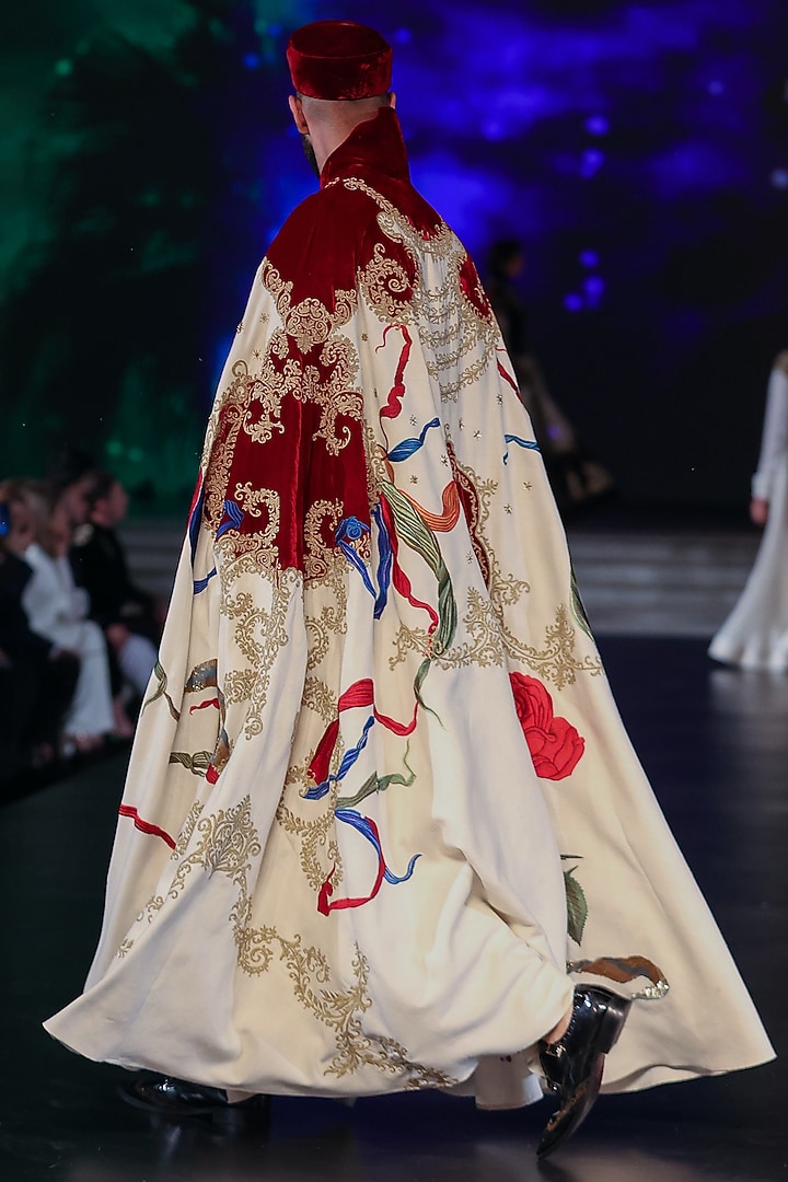 Ivory Matka Silk Dori Hand Embroidered Cape by Rohit Bal Men at Pernia's Pop Up Shop