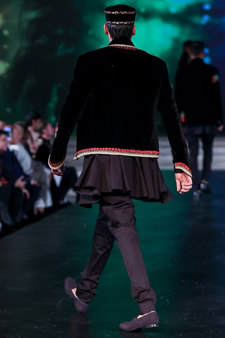 Black Silk Velvet Thread Hand Embroidered Jacket by Rohit Bal Men at Pernia's Pop Up Shop