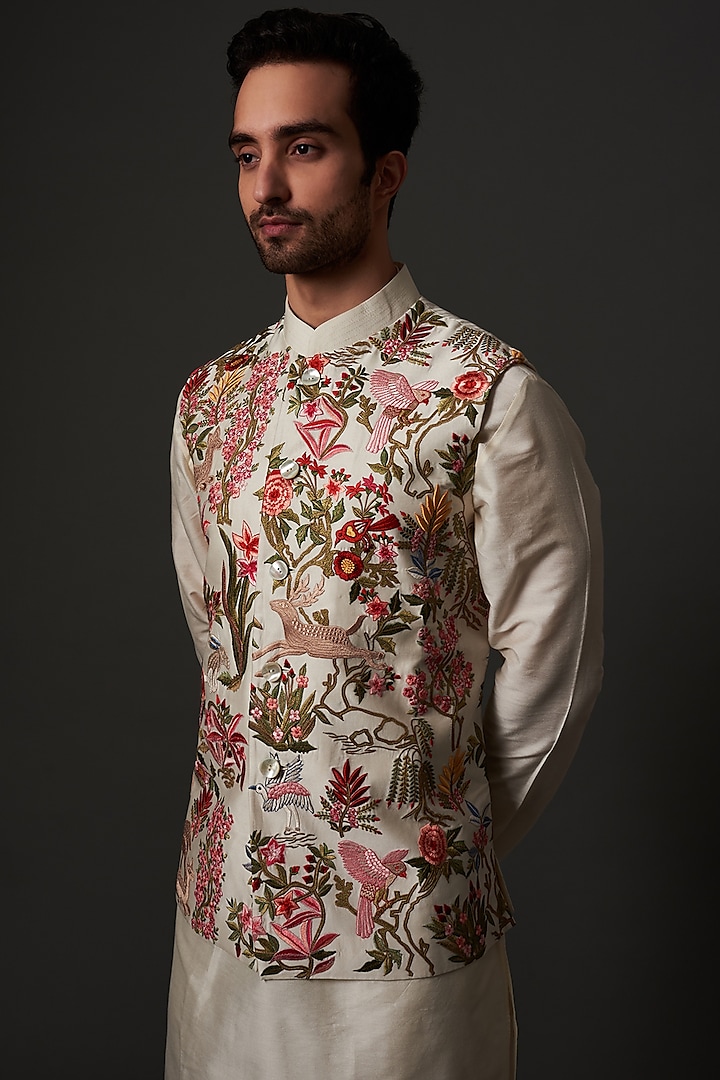Ivory Linen Thread Embroidered Nehru Jacket by Rohit Bal Men at Pernia's Pop Up Shop