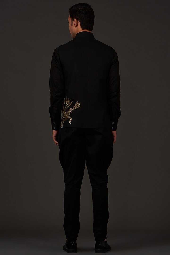 Black Linen Hand Embroidered Nehru Jacket by Rohit Bal Men at Pernia's Pop Up Shop
